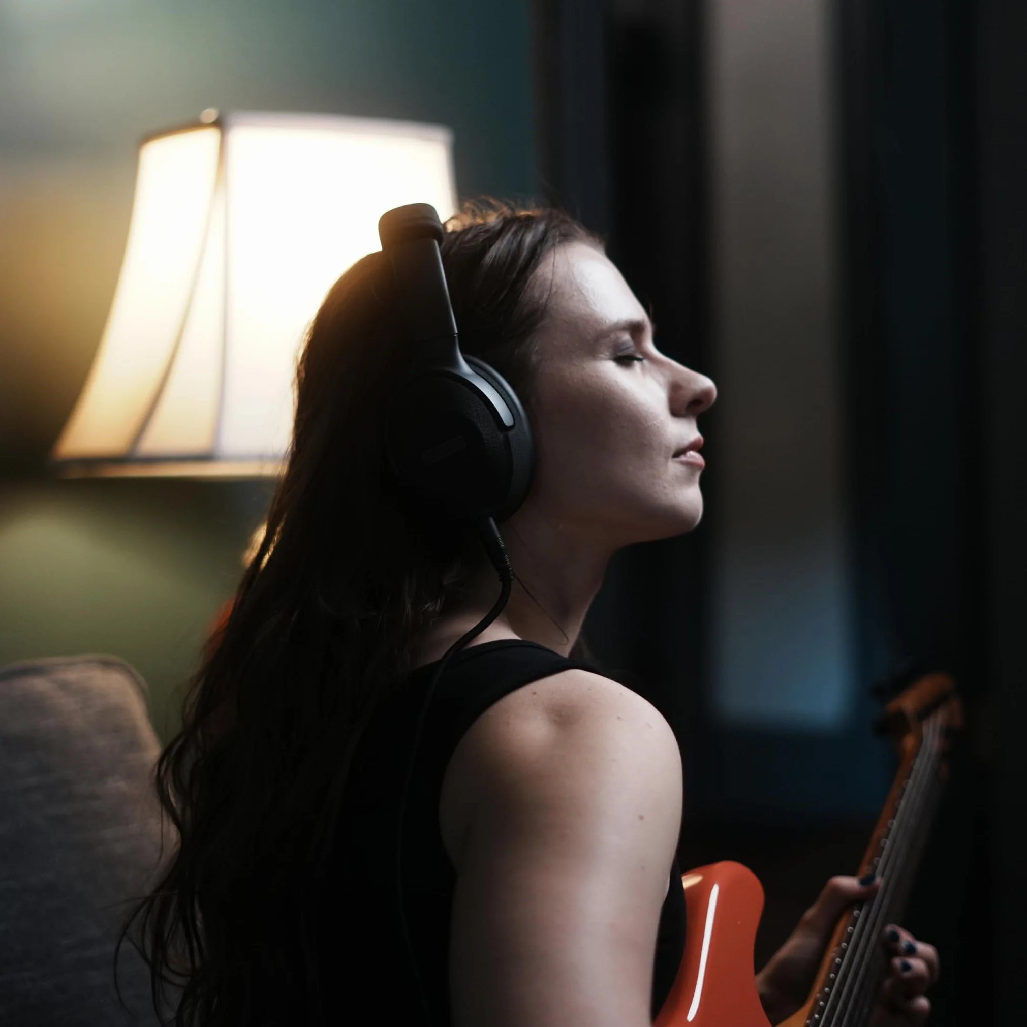 Positive Grid Spark NEO Core auriculares inteligentes con cable para guitarra eléctrica, acústica y bajo, con controladores de audio personalizados, aislamiento de ruido, Bluetooth y aplicación con IA