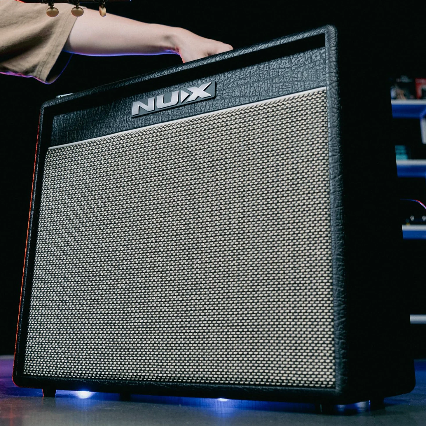 NU-X Mighty 40 mkII - Amplificador de Guitarra con Efectos | Amplificador de Modelado portátil de 40 W, Bluetooth, Interfaz USB y máquina de Tambor para Guitarras eléctricas, práctica y grabación