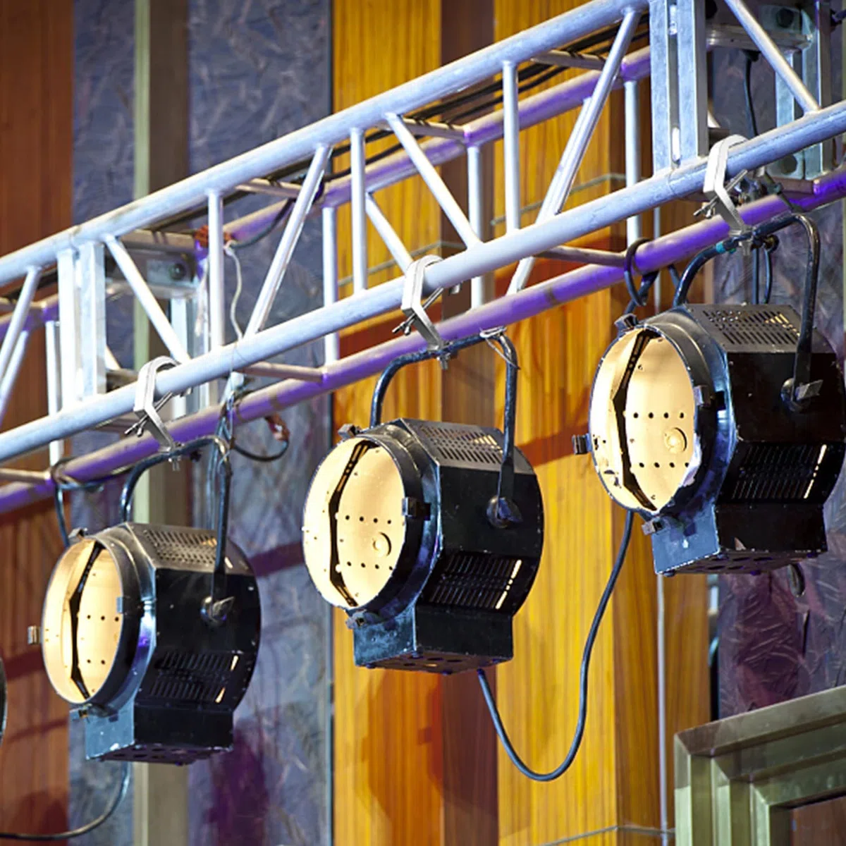 DJ Abrazaderas para Luces 12 Pack, Czgor Dispositivo de Suspensión de Abrazadera de Iluminación de Escenario de Aleación de Aluminio para Truss Clips de Escenario Usados para Luz Par, Cabeza Móvil