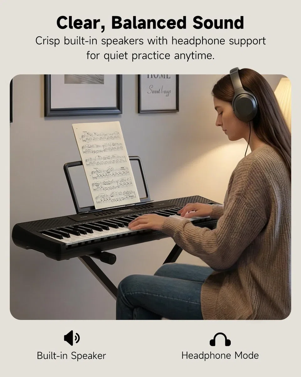 Donner Piano de teclado de 61 teclas, paquete de teclado eléctrico portátil, piano digital para principiantes con USB MIDI, altavoces integrados, auriculares, soporte X, bolsa de transporte, 300 tonos