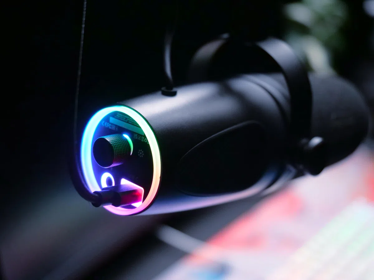 Ngale X Micrófono USB y XLR profesional para grabaciones y streaming, XLR y USB Plug & Play, Cardioid, interruptor Low-Cut para Gaming, negro